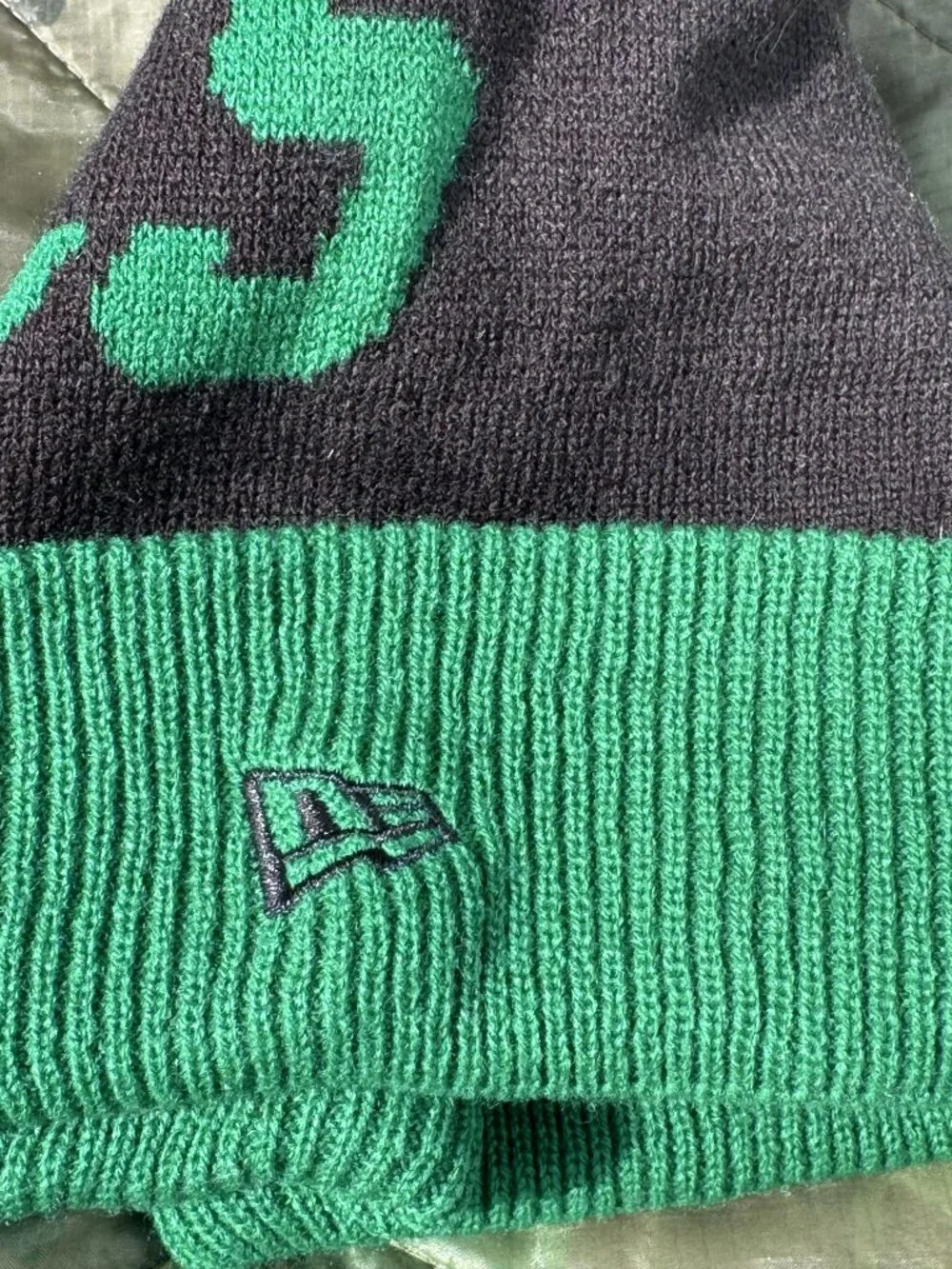 New Era Boston Celtics Pom Beanie Green Black - One Size
